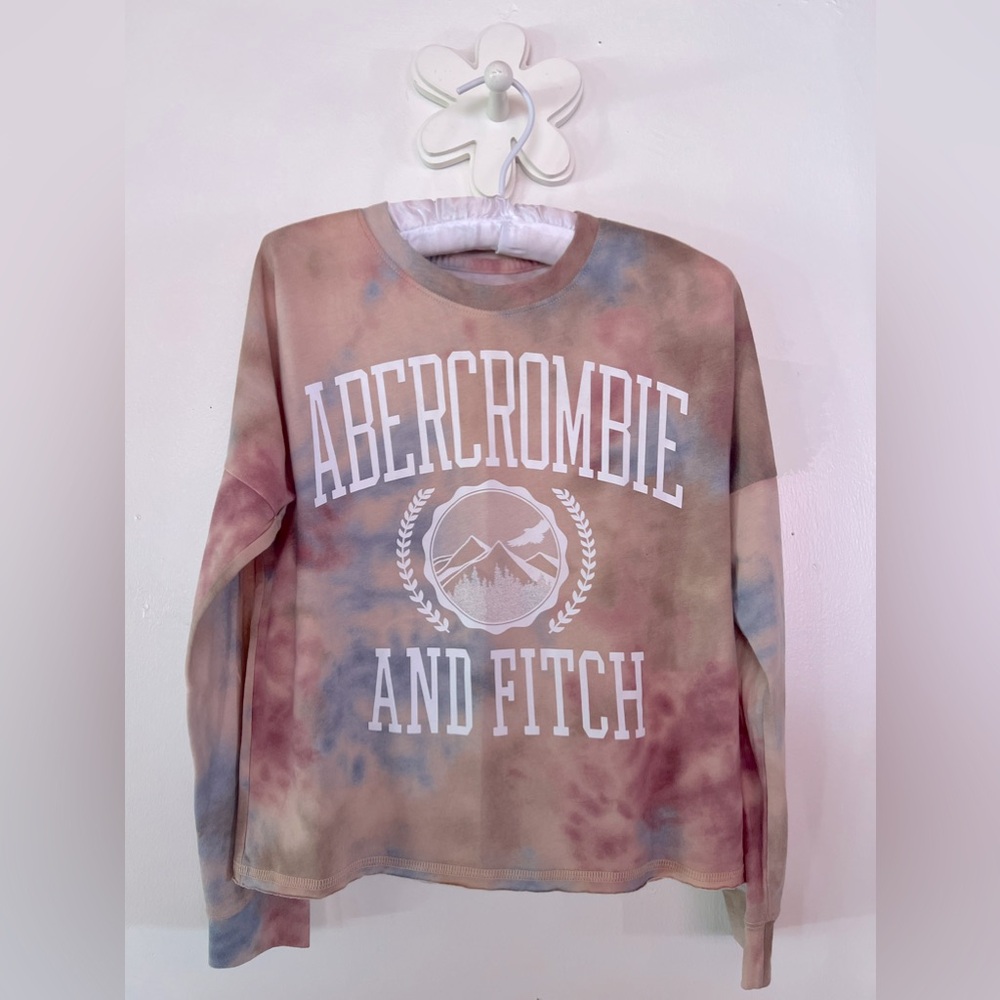 Abercrombie & Fitch long sleeve tee